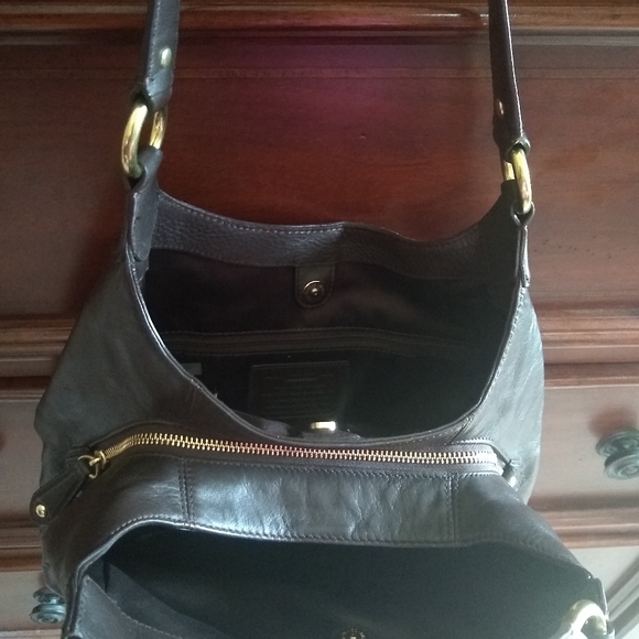 Coach shoulder bag - Picture 3 of 3